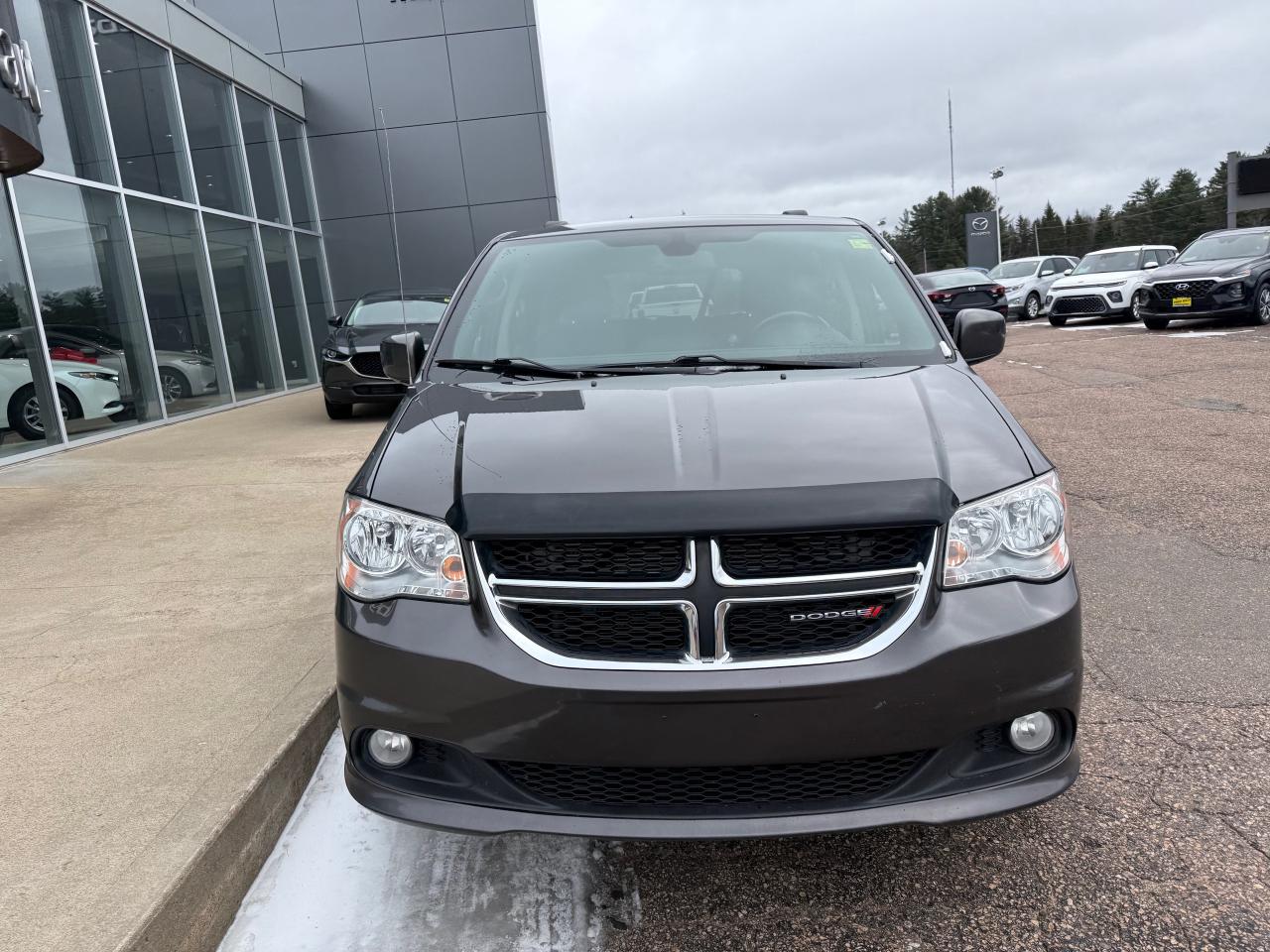 2019 Dodge Grand Caravan CVP/SXT Passenger Van Photo