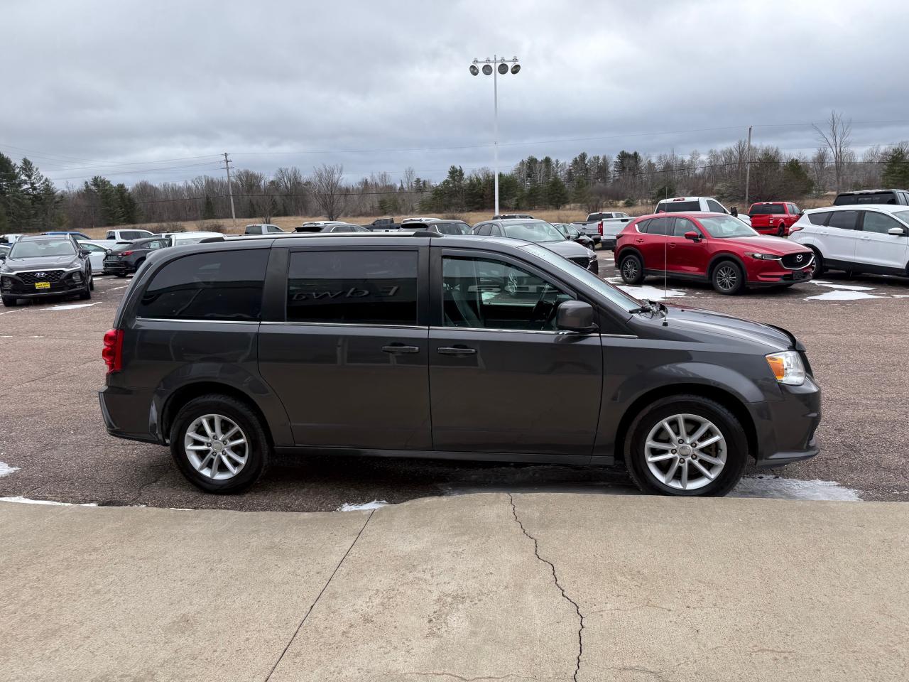 2019 Dodge Grand Caravan CVP/SXT Passenger Van Photo