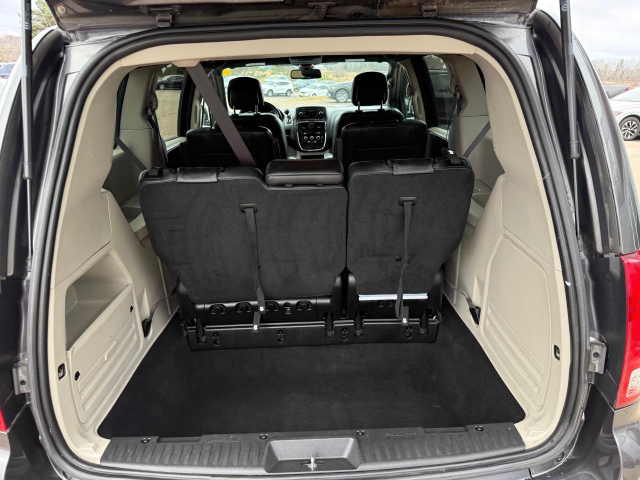 2019 Dodge Grand Caravan CVP/SXT Passenger Van Photo