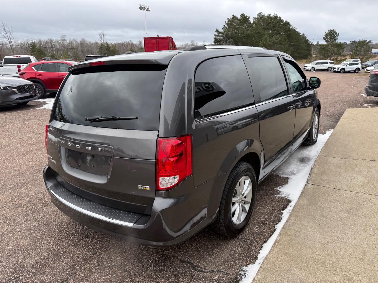 2019 Dodge Grand Caravan CVP/SXT Passenger Van Photo