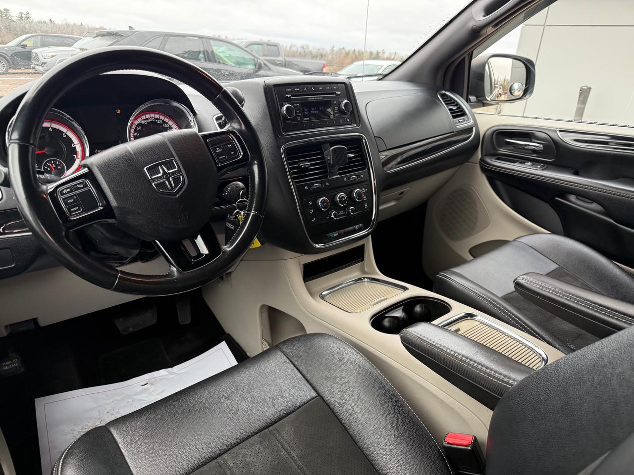 2019 Dodge Grand Caravan CVP/SXT Passenger Van Photo