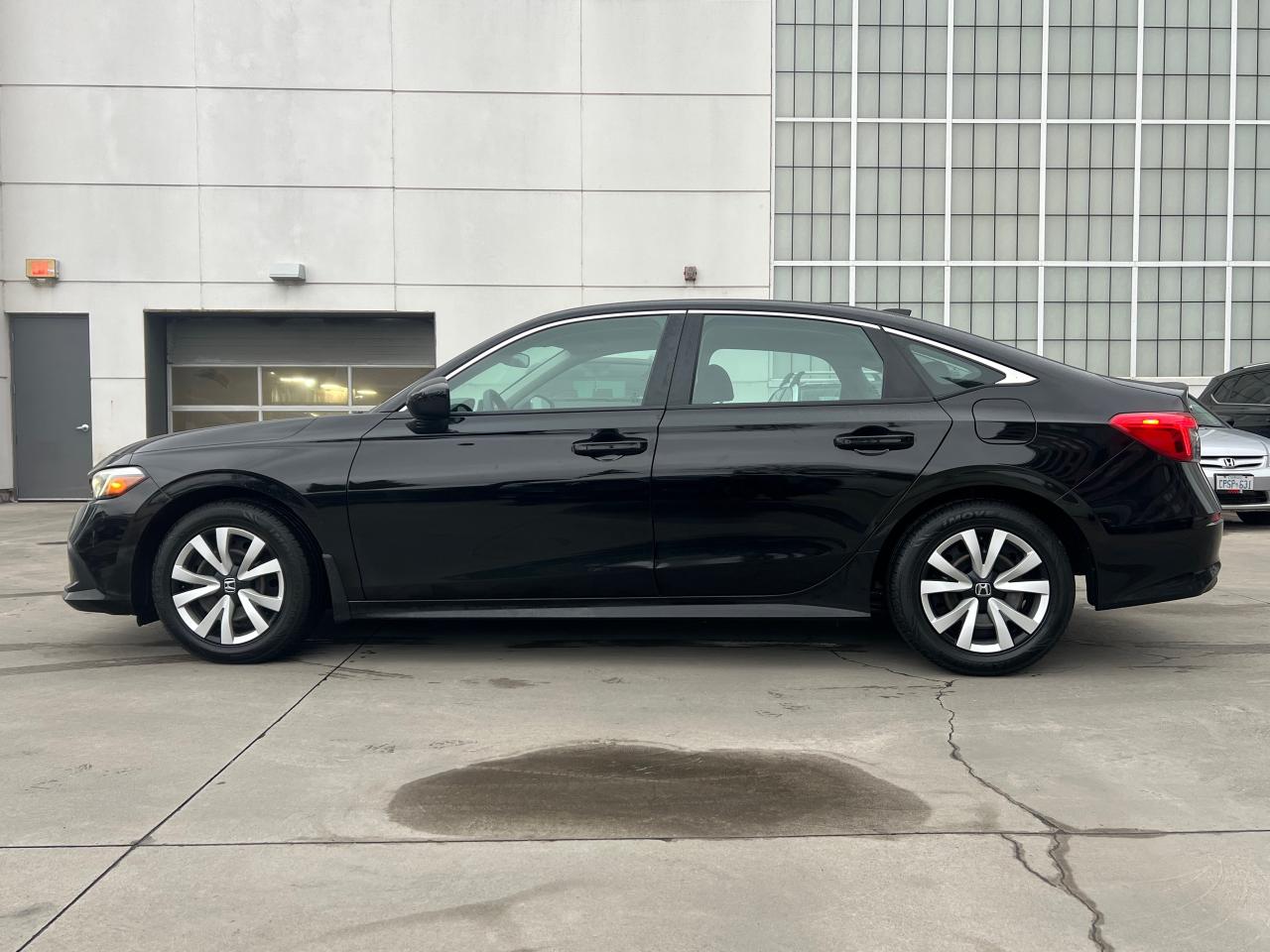 2022 Honda Civic LX 4dr Sedan Photo