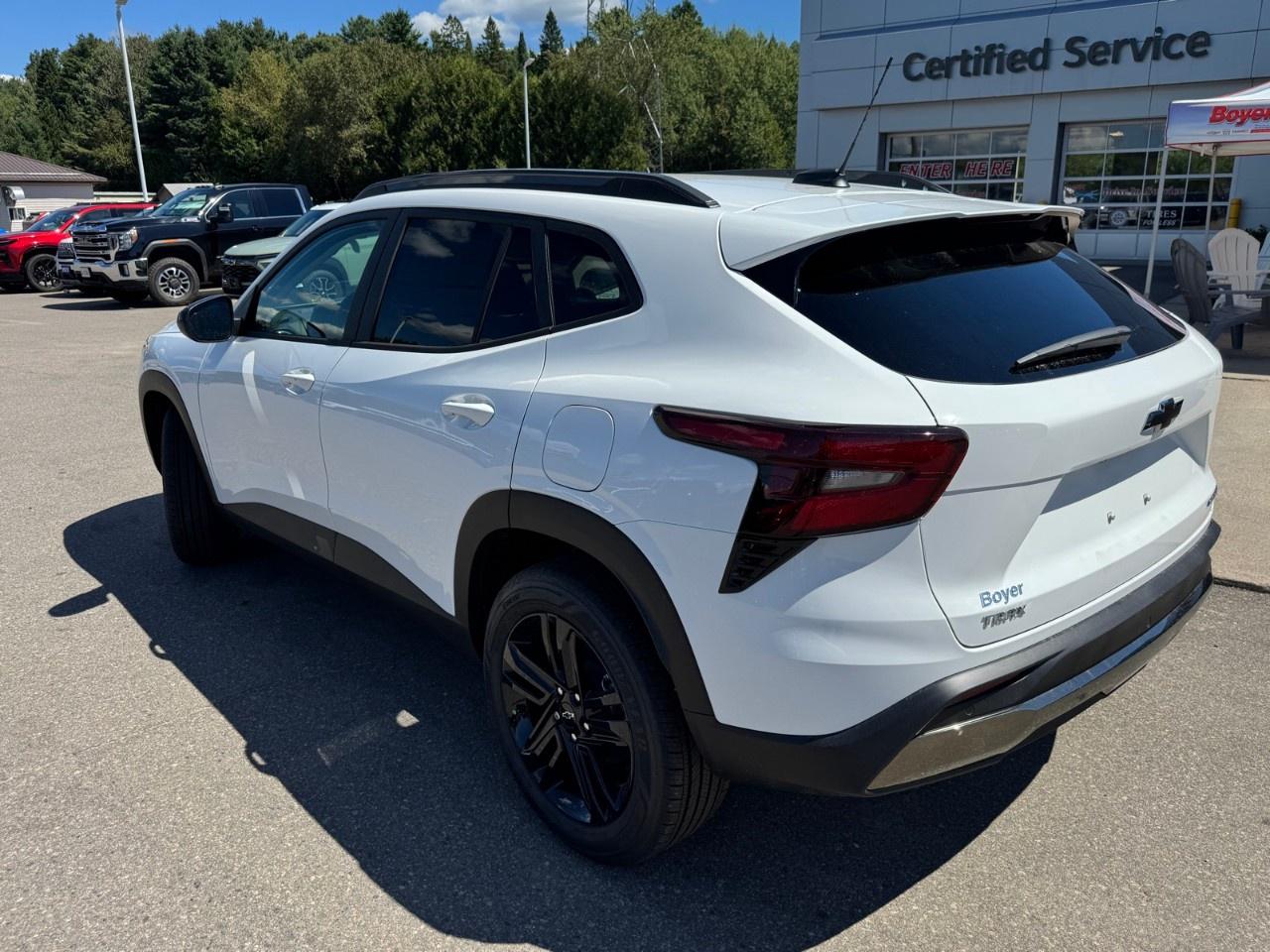 2025 Chevrolet Trax FWD 4dr ACTIV Photo