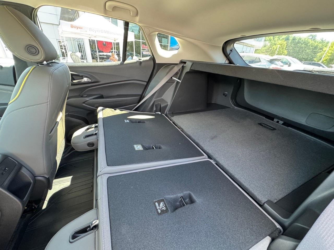 2025 Chevrolet Trax FWD 4dr ACTIV Photo