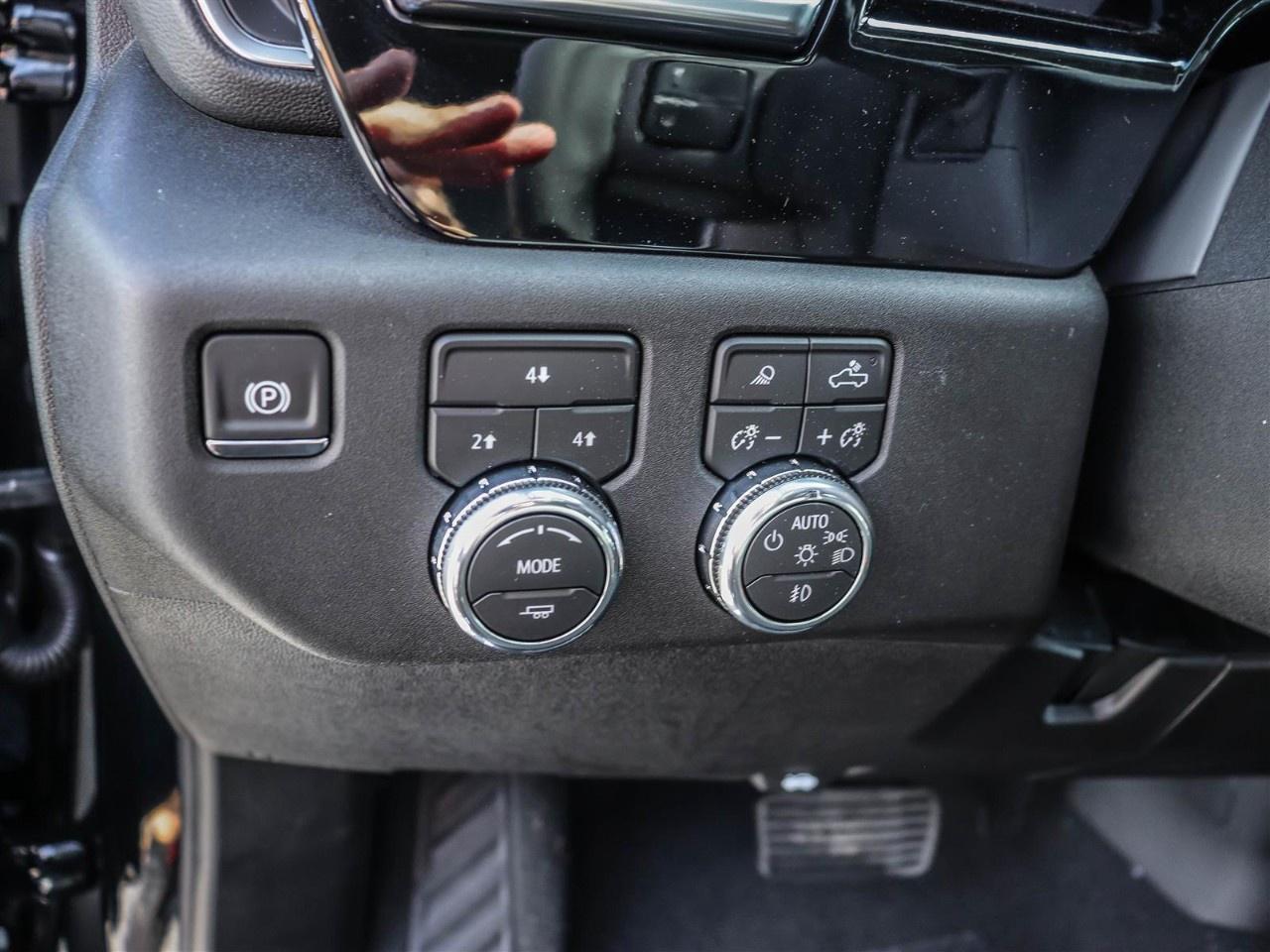 2026 GMC Sierra 3500HD 4WD Crew Cab Standard Box SLE Photo