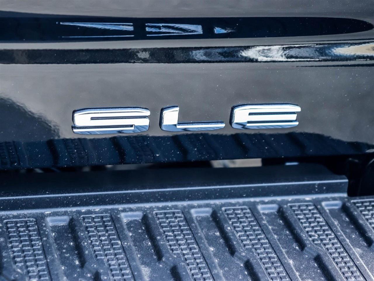 2026 GMC Sierra 3500HD 4WD Crew Cab Standard Box SLE Photo