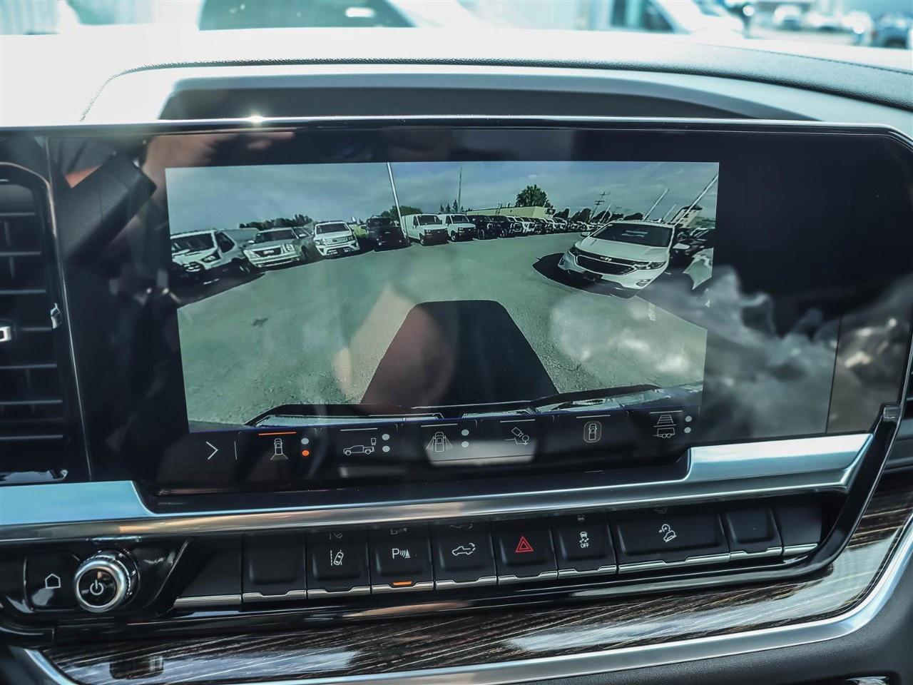 2026 GMC Sierra 3500HD 4WD Crew Cab Standard Box SLE Photo