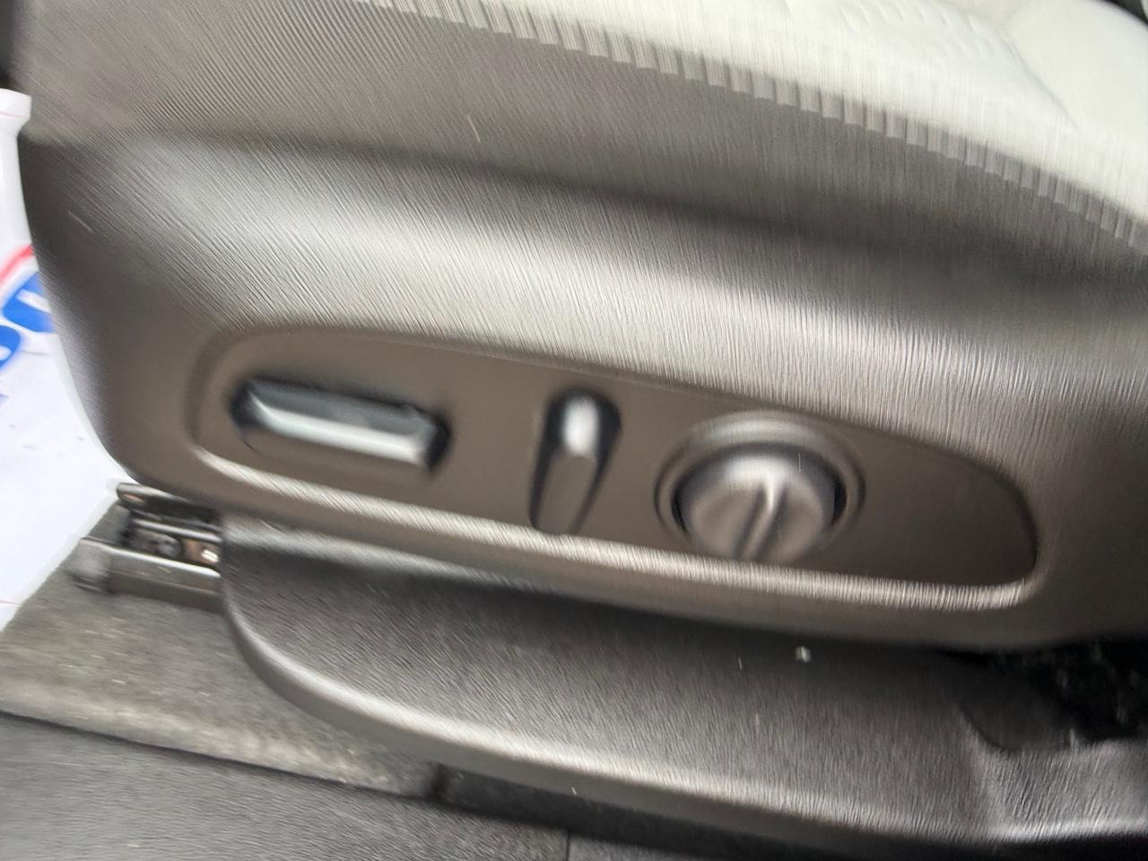 2018 Chevrolet Equinox LT w/1LT All-Wheel Drive Photo