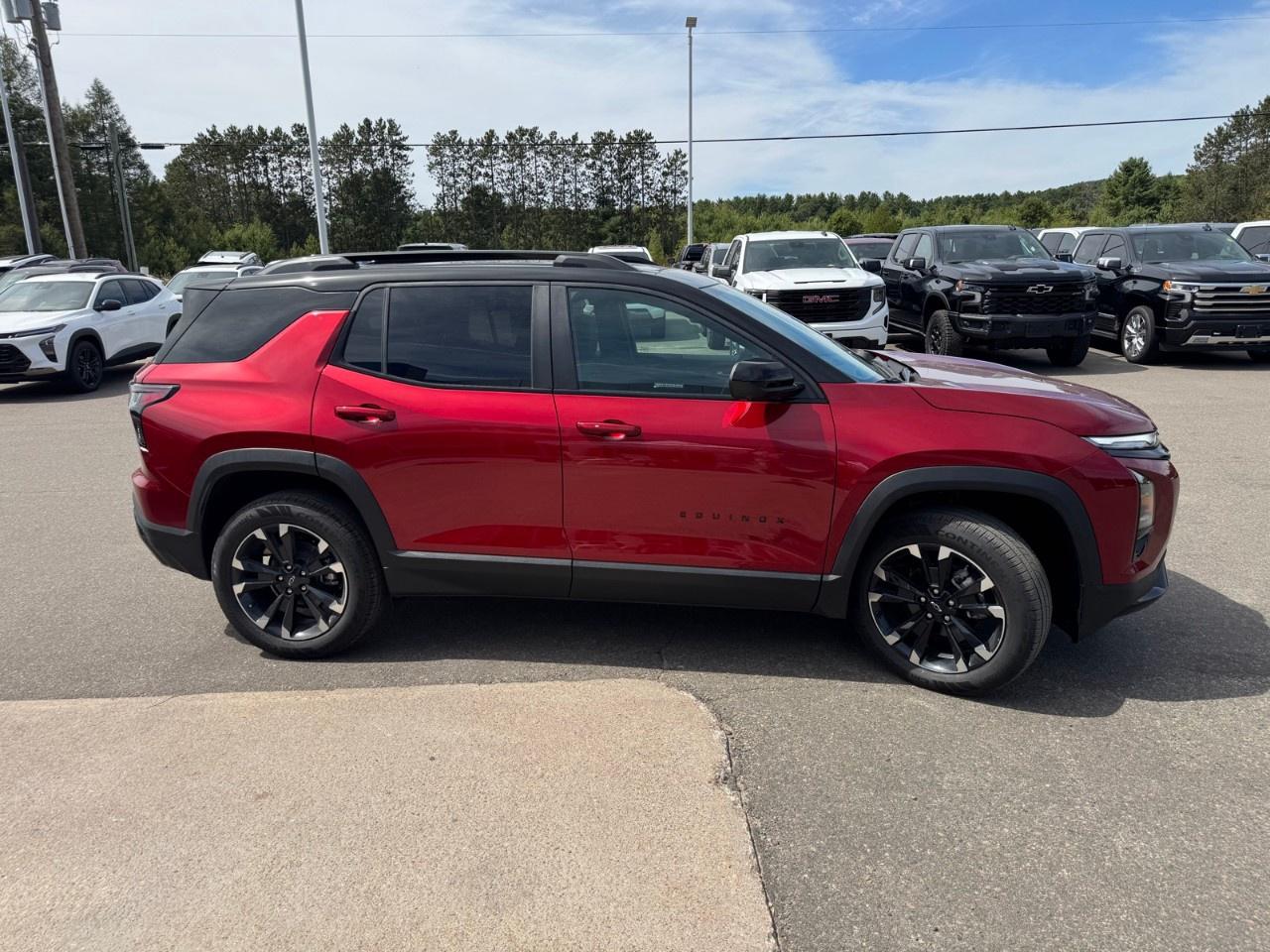 2026 Chevrolet Equinox AWD RS Photo3