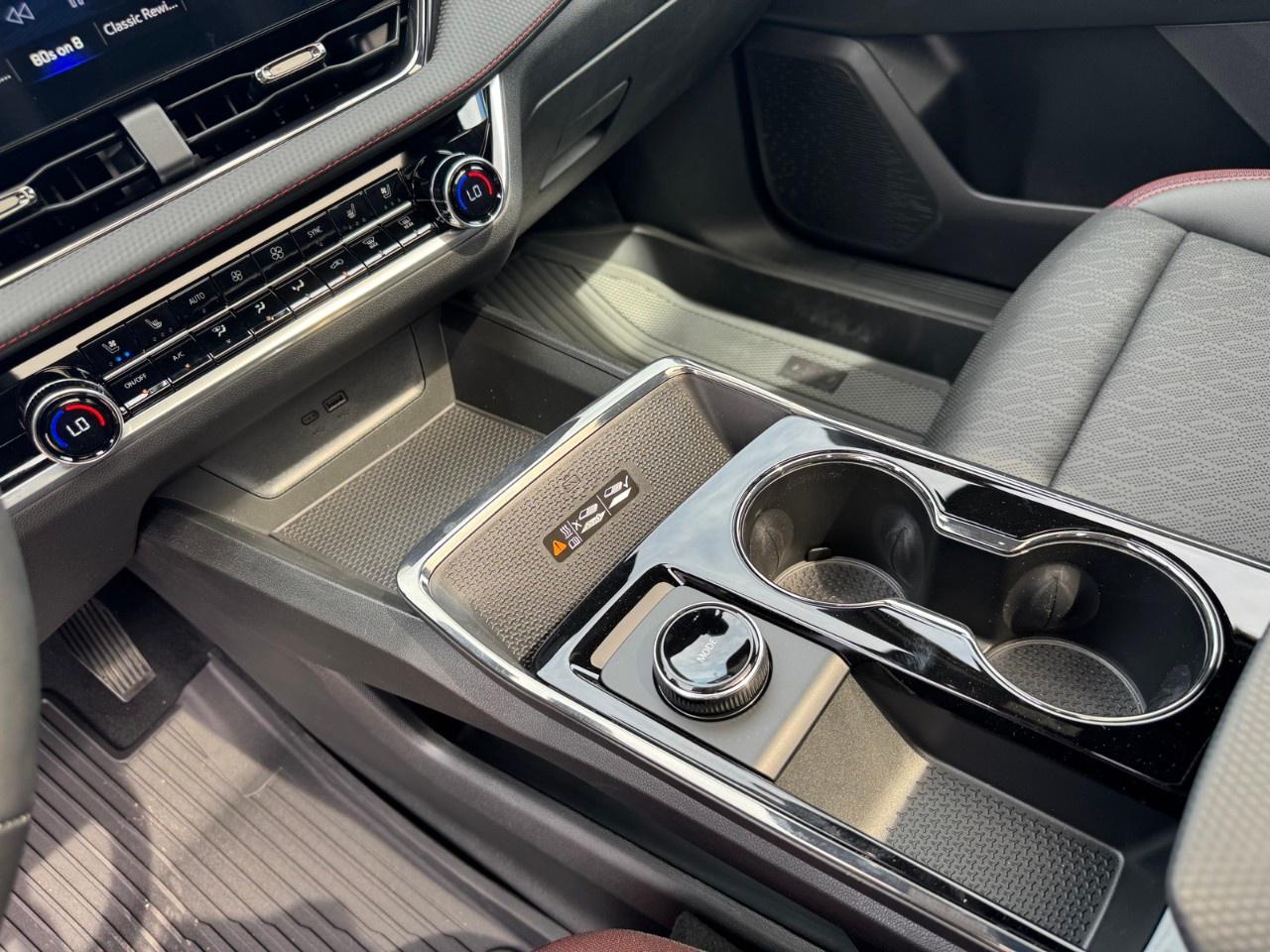 2026 Chevrolet Equinox AWD RS Photo