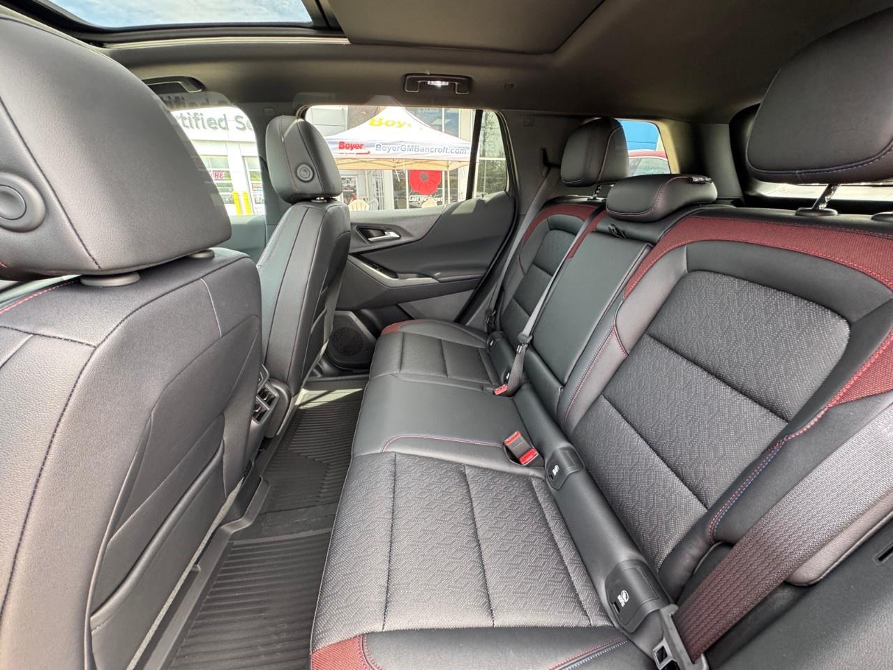 2026 Chevrolet Equinox AWD RS Photo