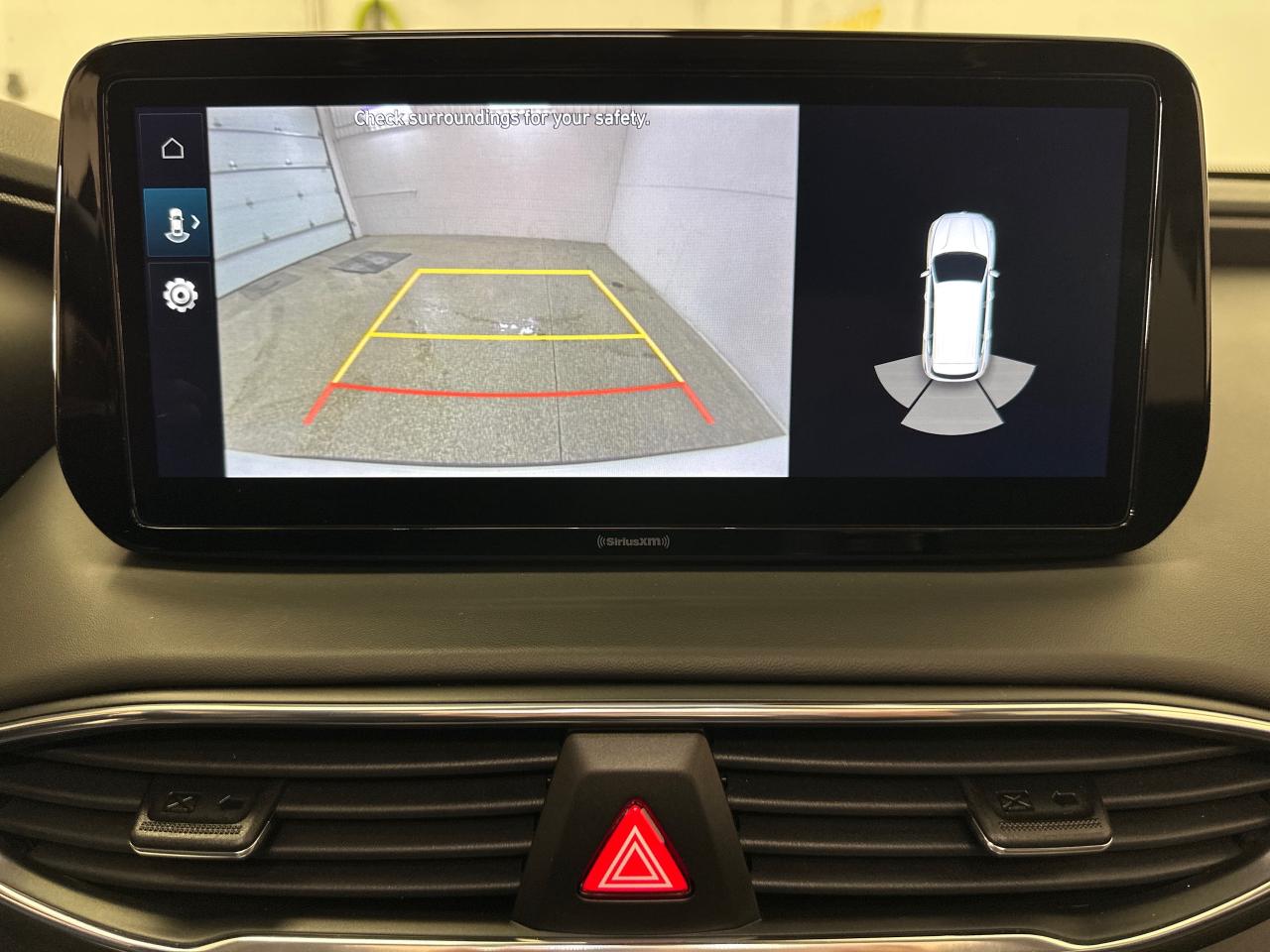 2023 Hyundai Santa Fe HEV Luxury 4dr All-Wheel Drive Photo