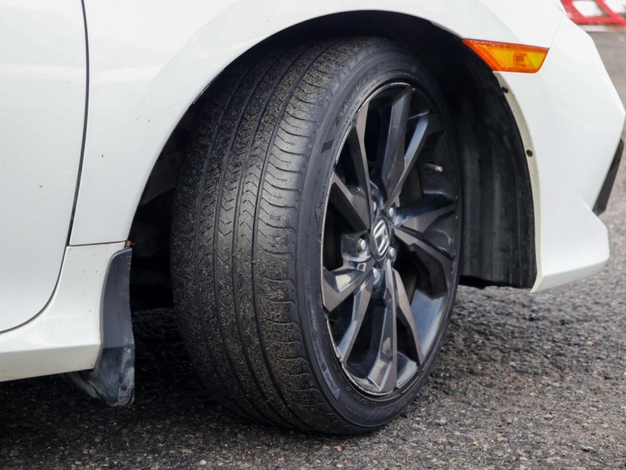 2019 Honda Civic Coupe Sport CVT Photo