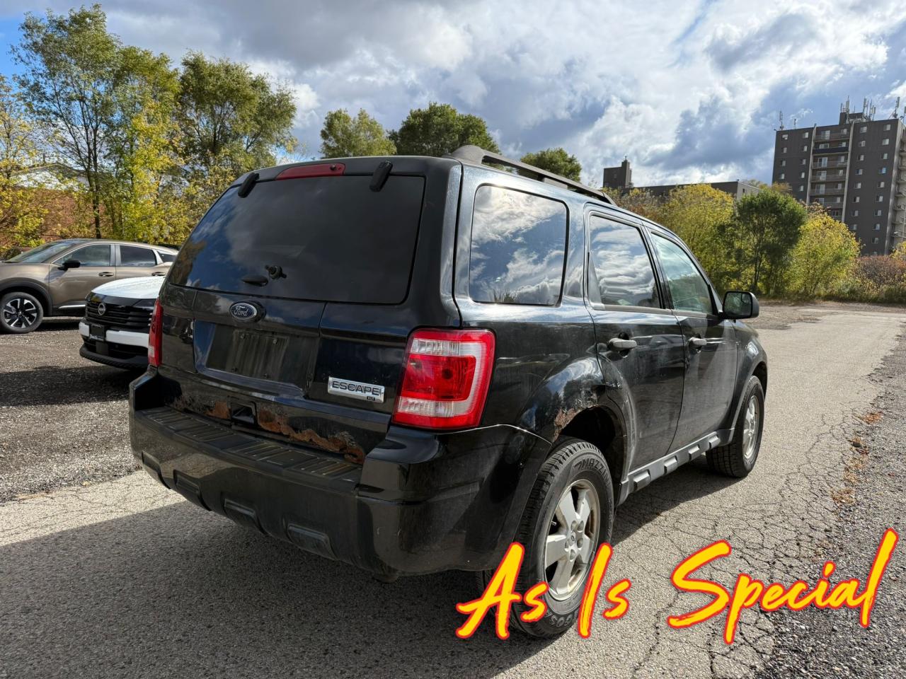 2011 Ford Escape XLT Automatic 2.5L 4dr Front-Wheel Drive Photo