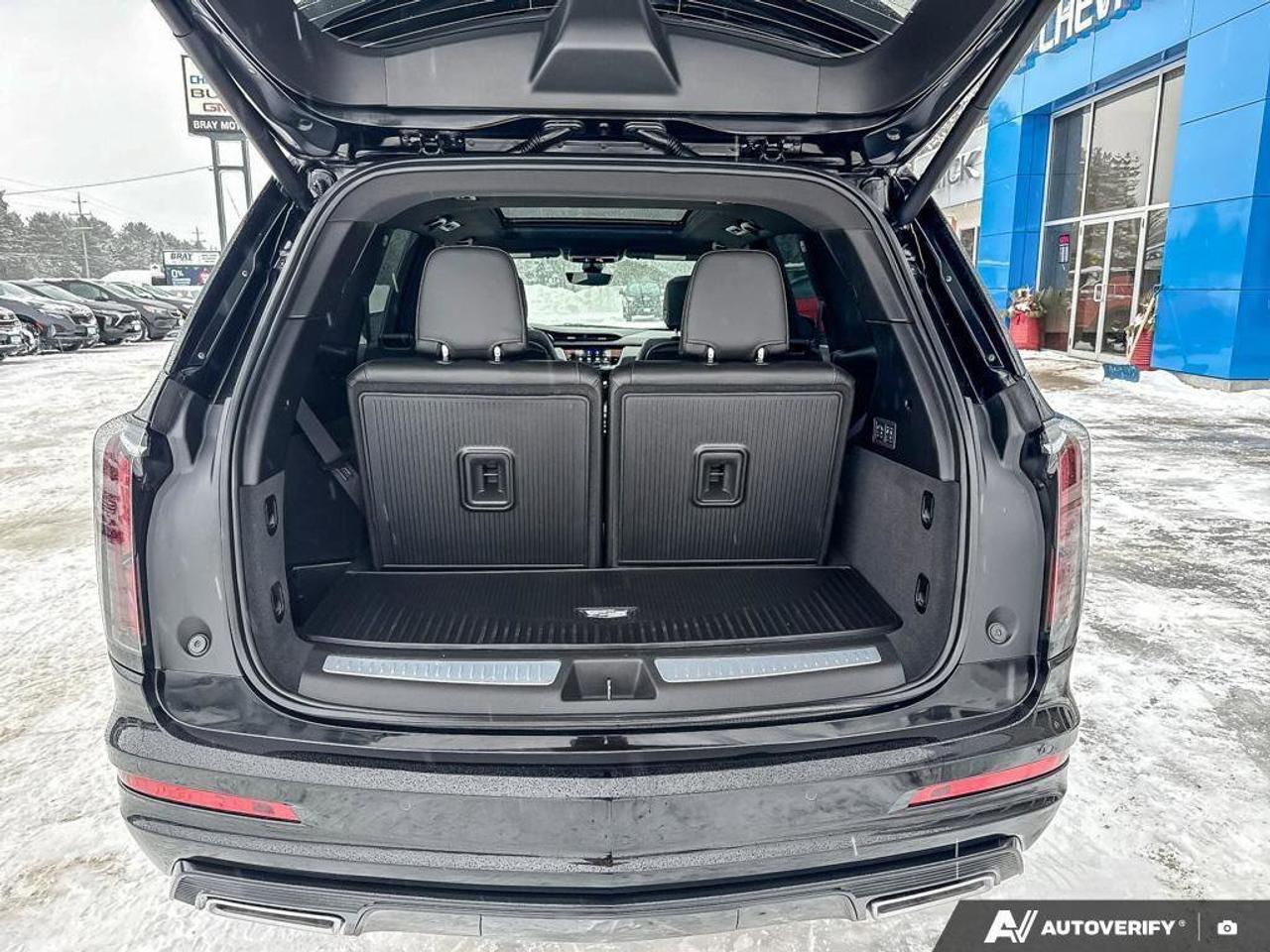 2025 Cadillac XT6 AWD Sport   LOADED, SURROUND VISION RECORDER, AIR Photo