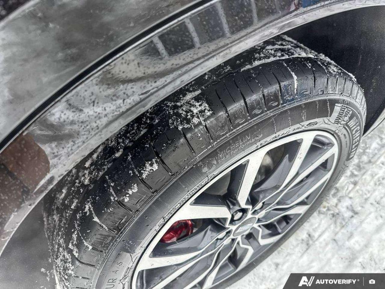 2025 Cadillac XT6 LOADED. SURROUND VISION RECORDER. AIR IONIZER. CERTIFIED. Photo