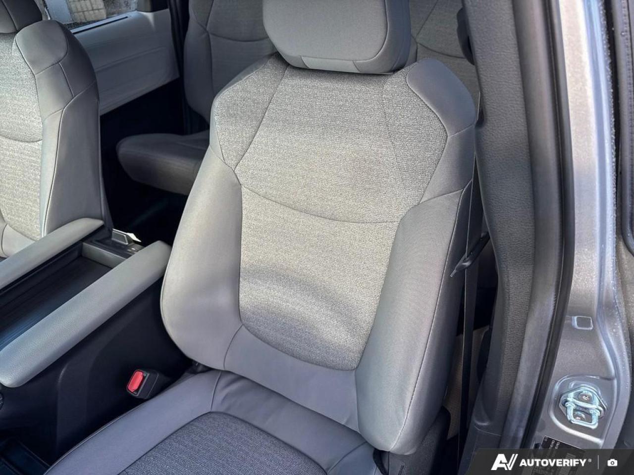 2025 Toyota Sienna LE 8-Passenger 4dr All-Wheel Drive Passenger Van Photo