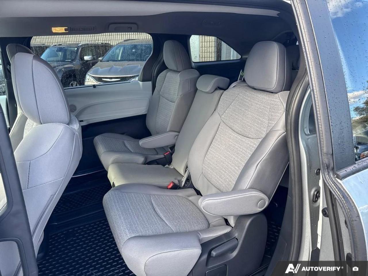 2025 Toyota Sienna LE 8-Passenger 4dr All-Wheel Drive Passenger Van Photo