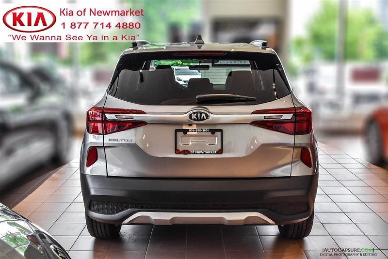 2021 Kia Seltos LX 4dr All-Wheel Drive Photo2