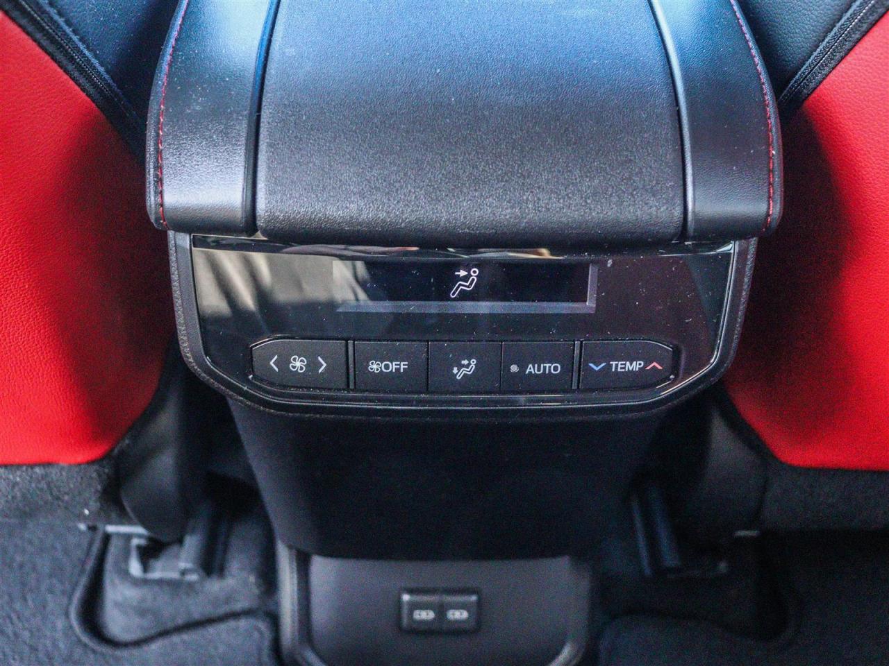 2024 Toyota Highlander XSE 4dr All-Wheel Drive Photo