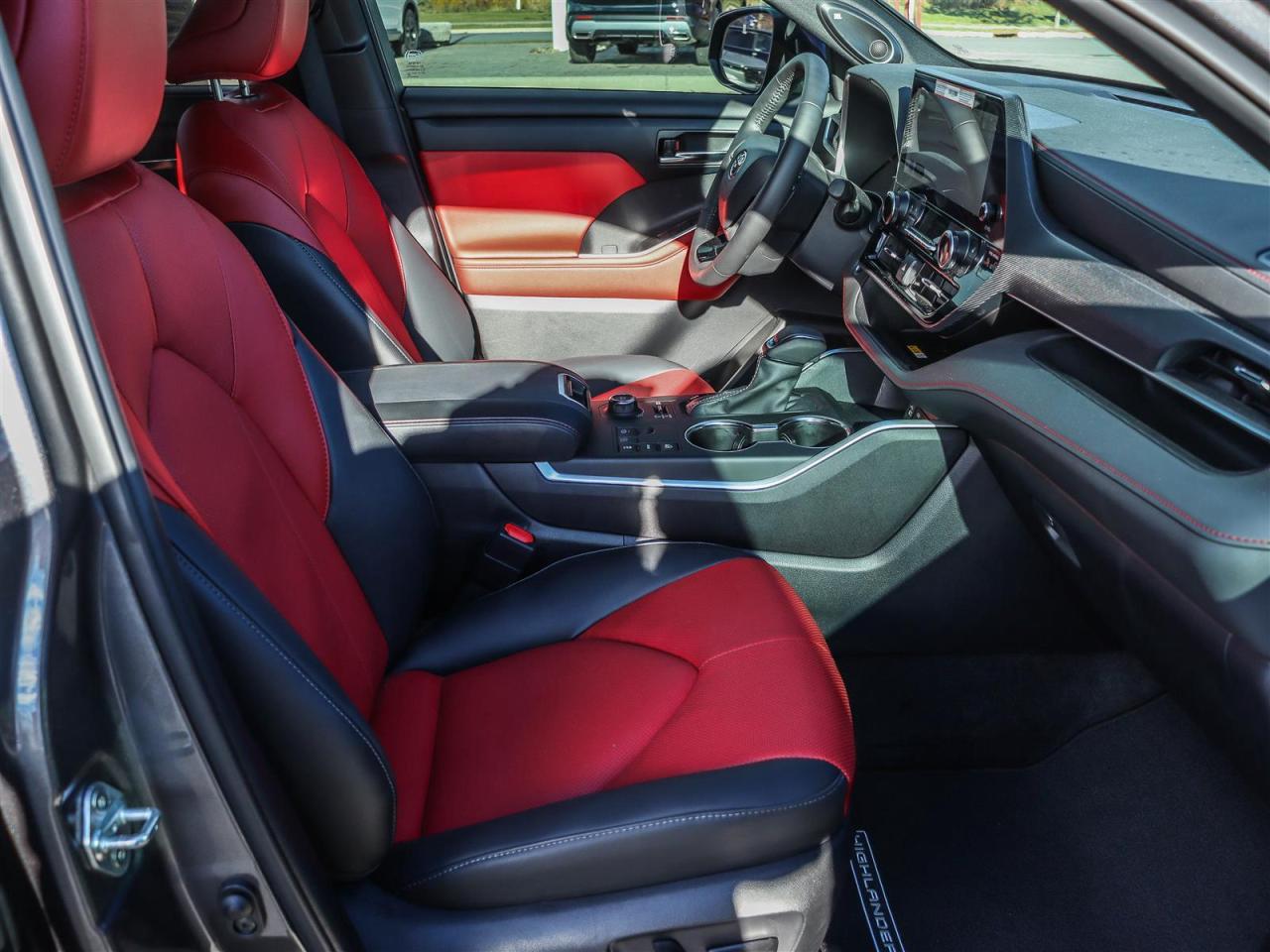 2024 Toyota Highlander XSE 4dr All-Wheel Drive Photo