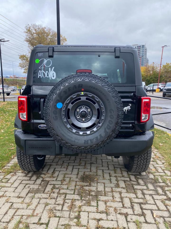 2025 Ford Bronco Base 4dr 4x4 Photo