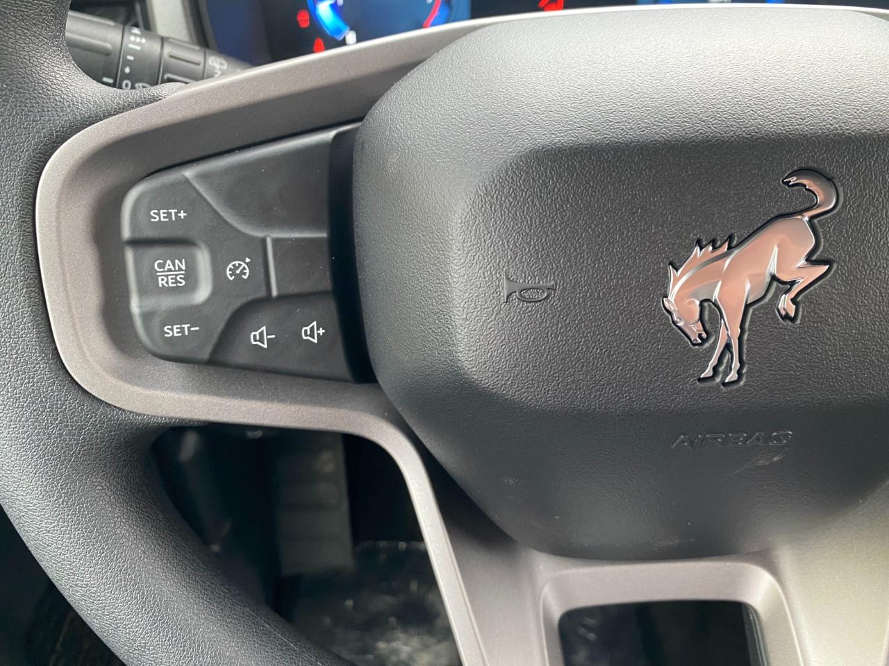 2025 Ford Bronco Base 4dr 4x4 Photo