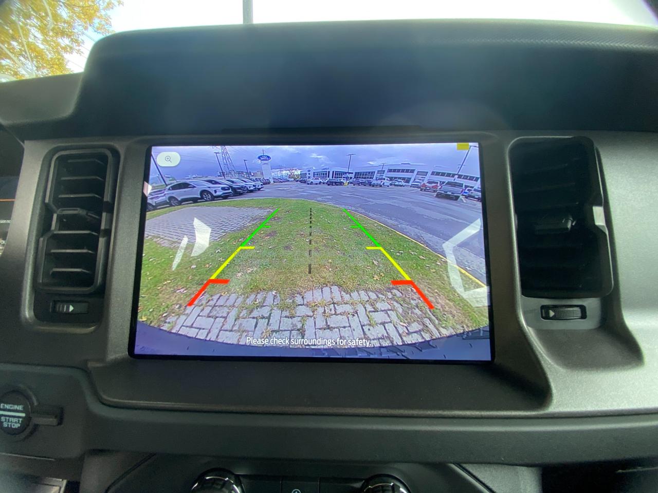 2025 Ford Bronco Base 4dr 4x4 Photo