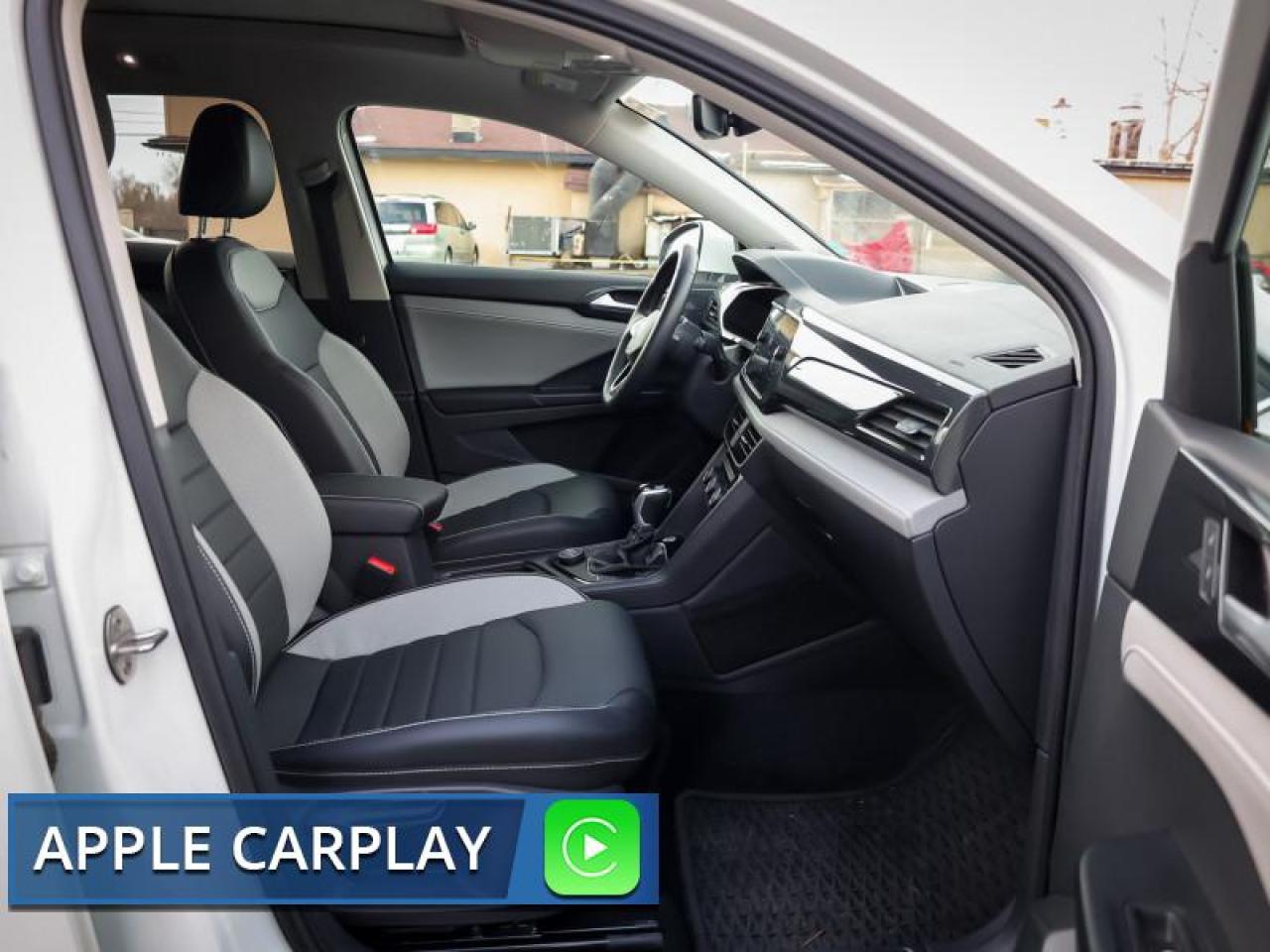 2023 Volkswagen Taos Highline Photo