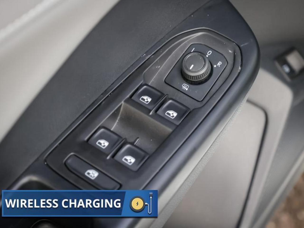 2023 Volkswagen Taos Highline Photo