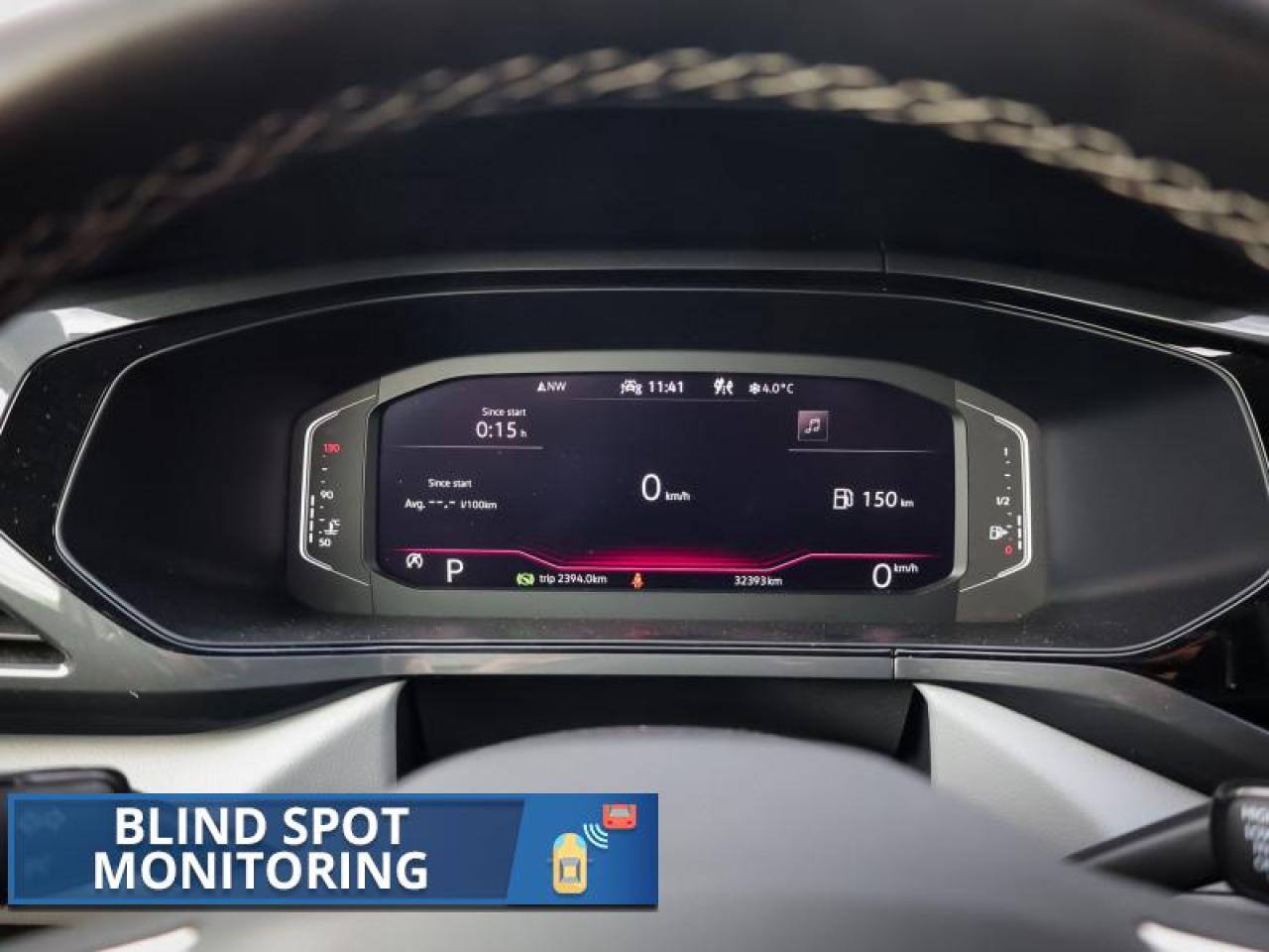 2023 Volkswagen Taos Highline Photo