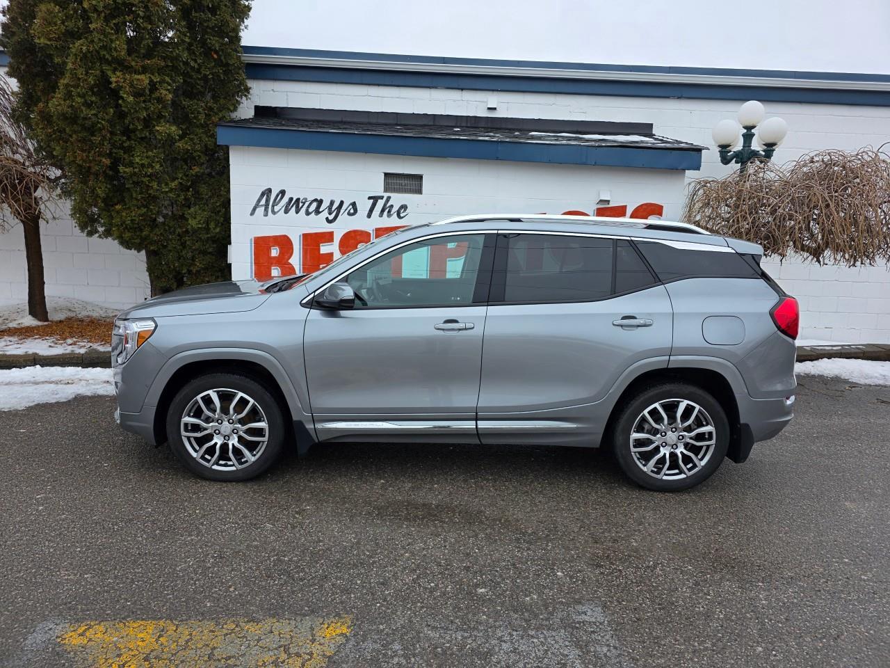 2024 GMC Terrain Denali 4dr All-Wheel Drive Photo