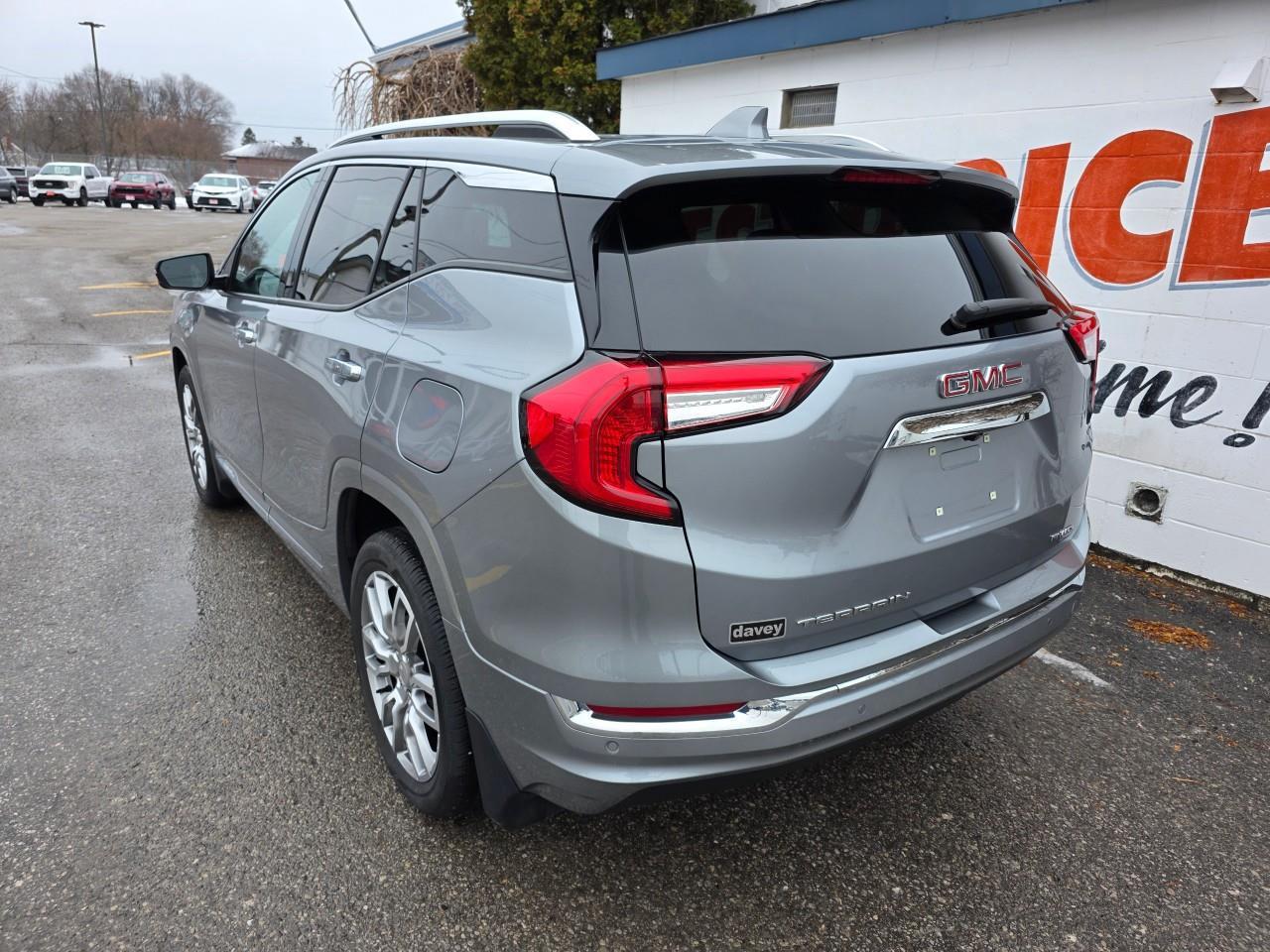 2024 GMC Terrain Denali 4dr All-Wheel Drive Photo