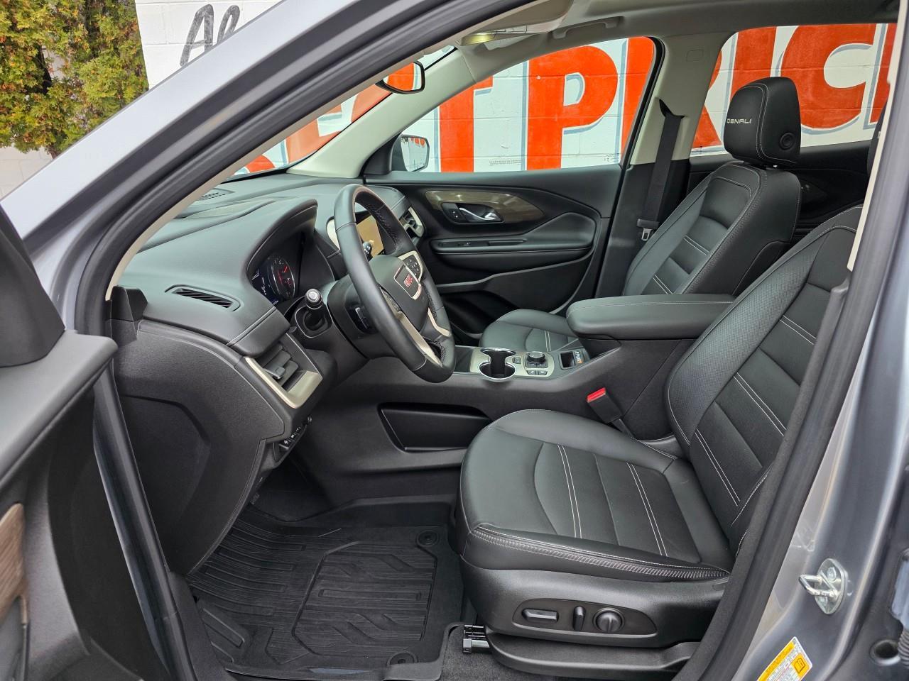 2024 GMC Terrain Denali 4dr All-Wheel Drive Photo