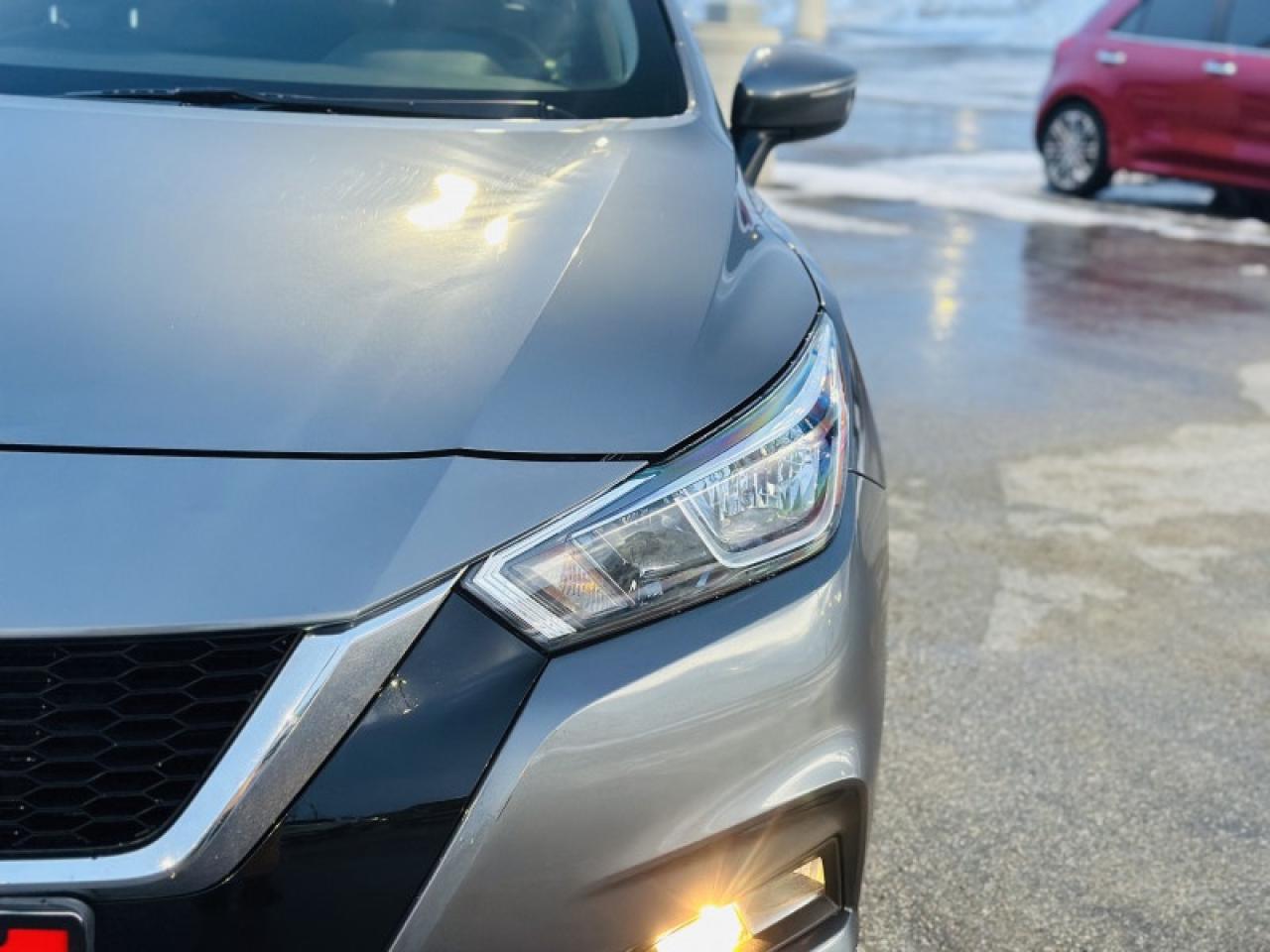 2021 Nissan Versa SV Photo