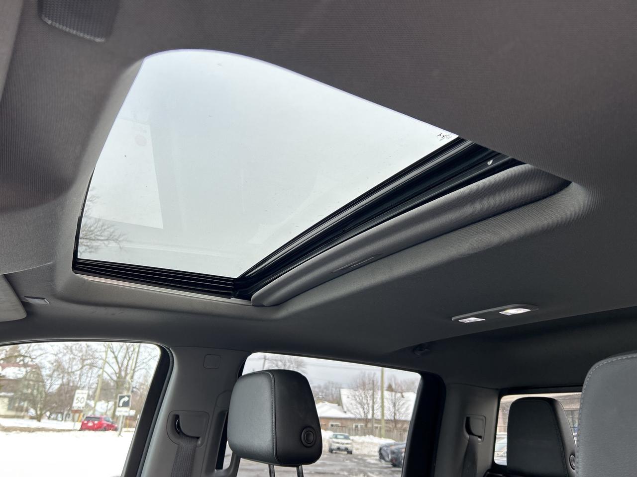 2022 Chevrolet Silverado LT Trail Boss 4X4/PWR ROOF/NAV CALL BELLEVILLE Photo