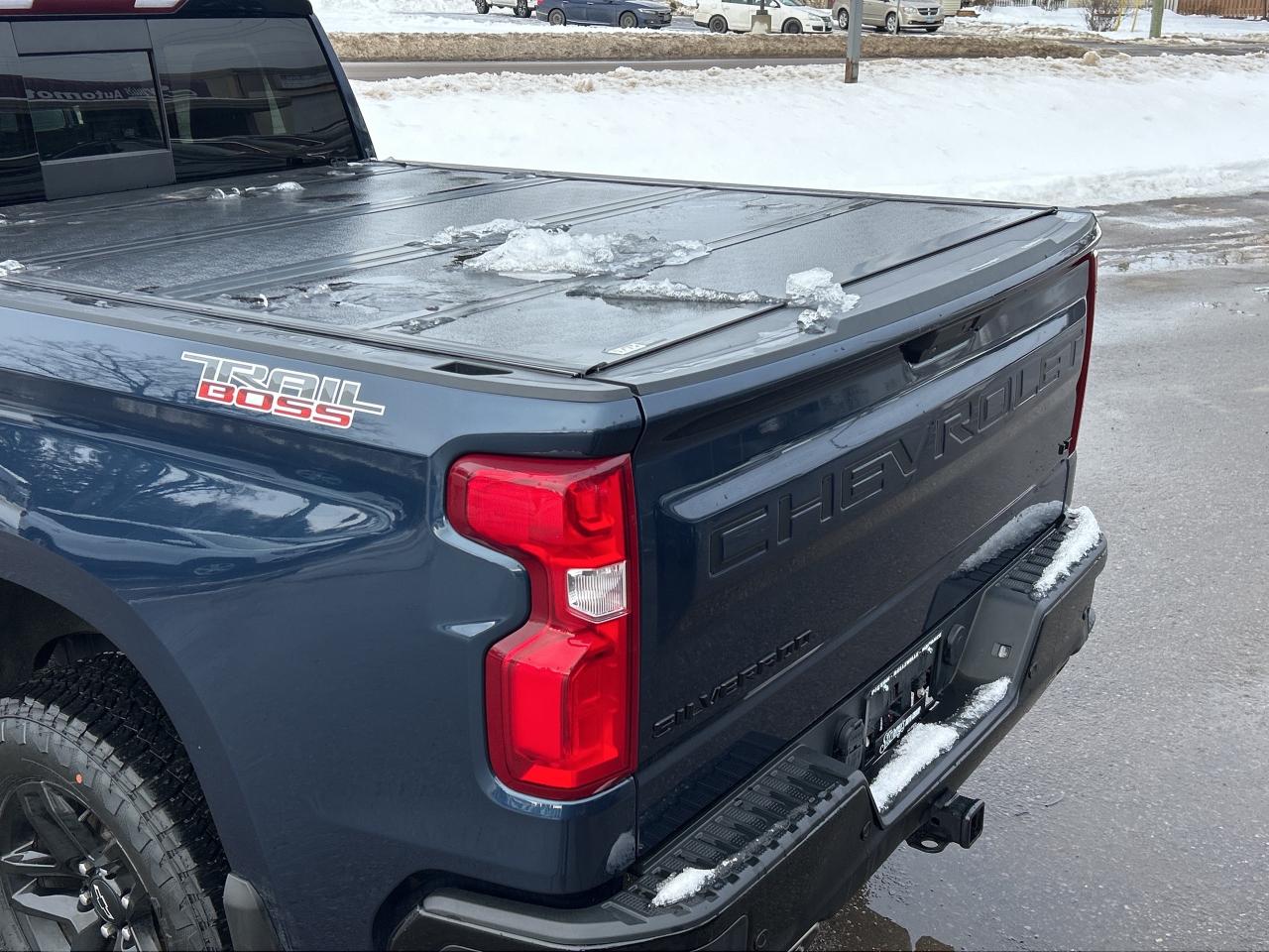 2022 Chevrolet Silverado LT Trail Boss 4X4/PWR ROOF/NAV CALL BELLEVILLE Photo