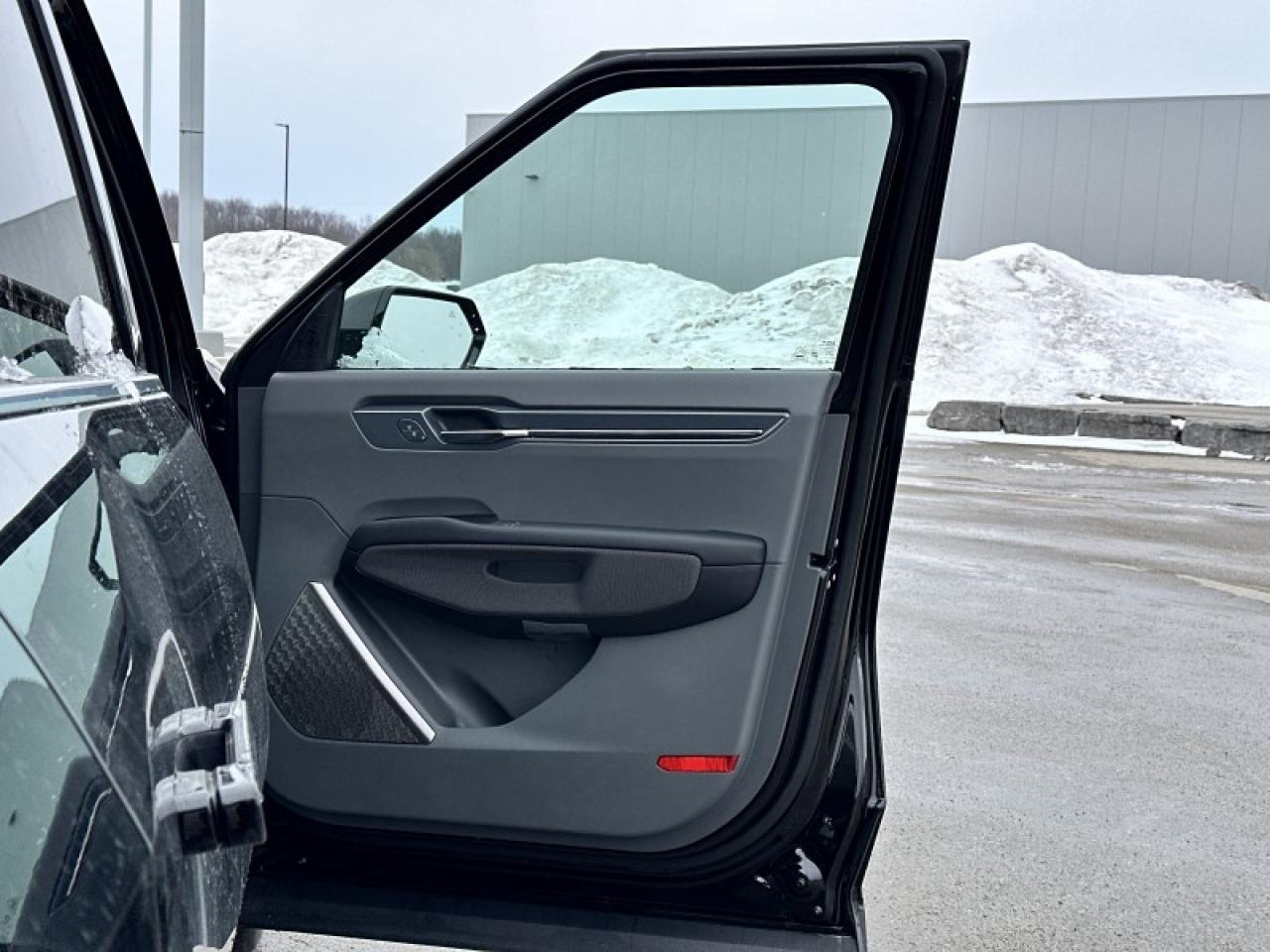 2026 Kia EV9 W/PLUS PACKAGE Photo