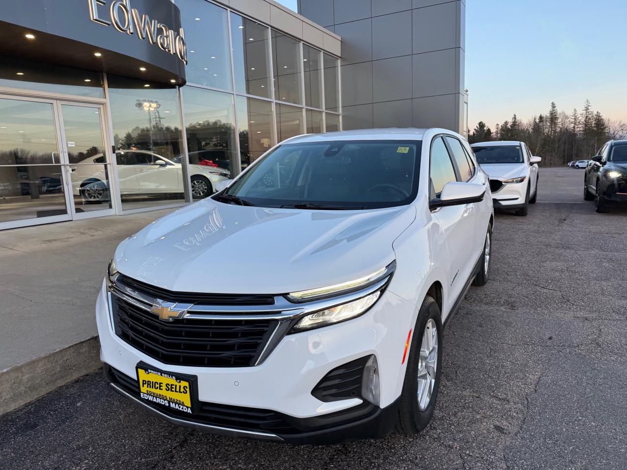 2024 Chevrolet Equinox LT 4dr Front-Wheel Drive Photo3