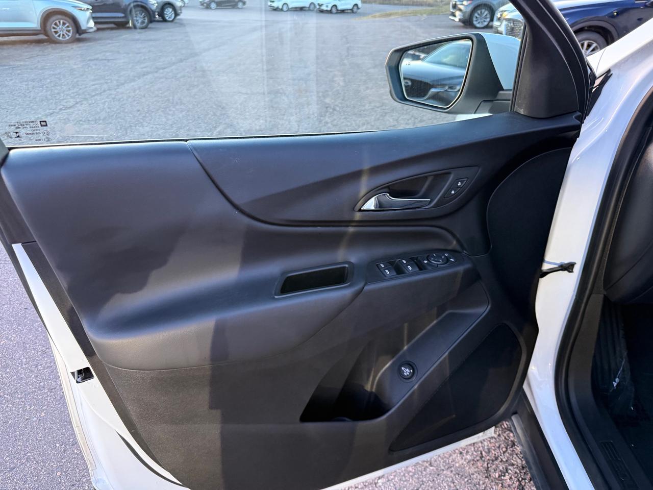 2024 Chevrolet Equinox LT 4dr Front-Wheel Drive Photo