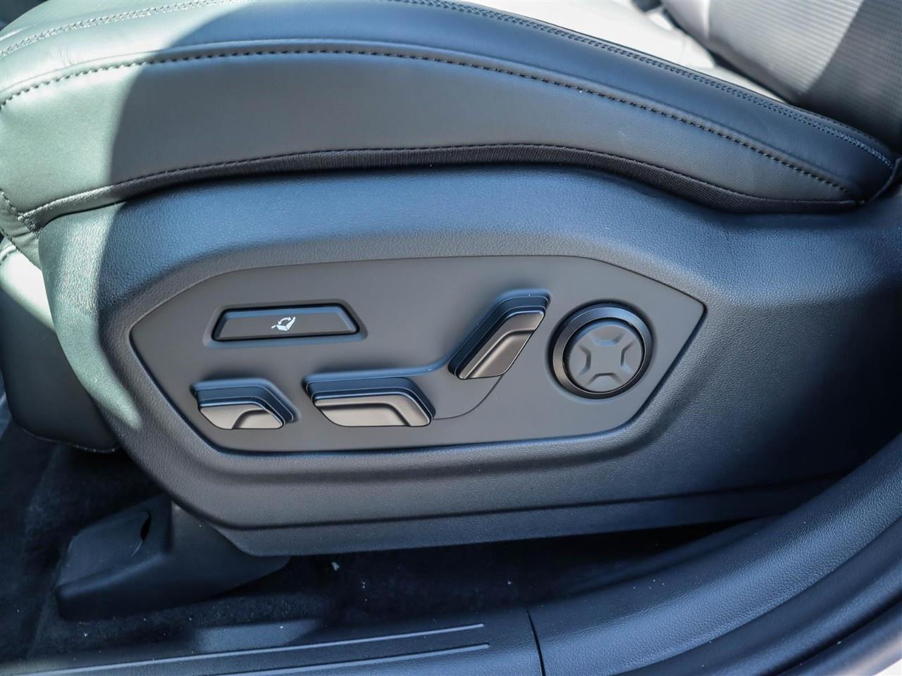 2025 Hyundai Santa Fe Ultimate Calligraphy 4dr All-Wheel Drive Photo