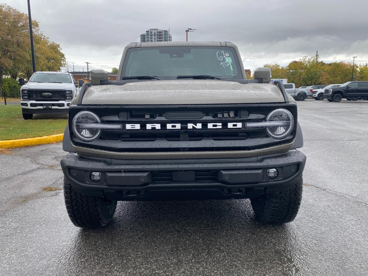 2025 Ford Bronco Outer Banks 4dr 4x4 Photo