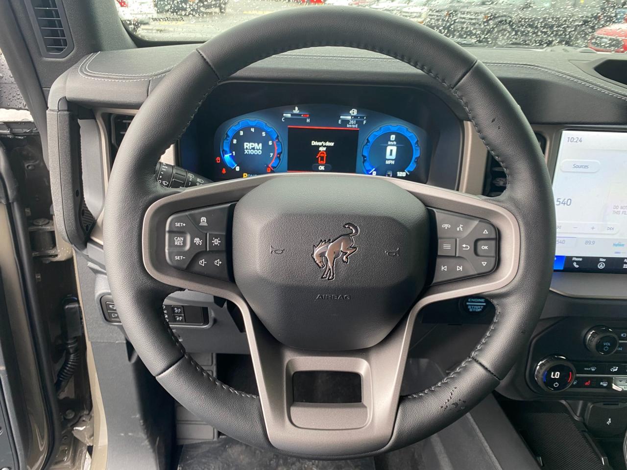 2025 Ford Bronco Outer Banks 4dr 4x4 Photo