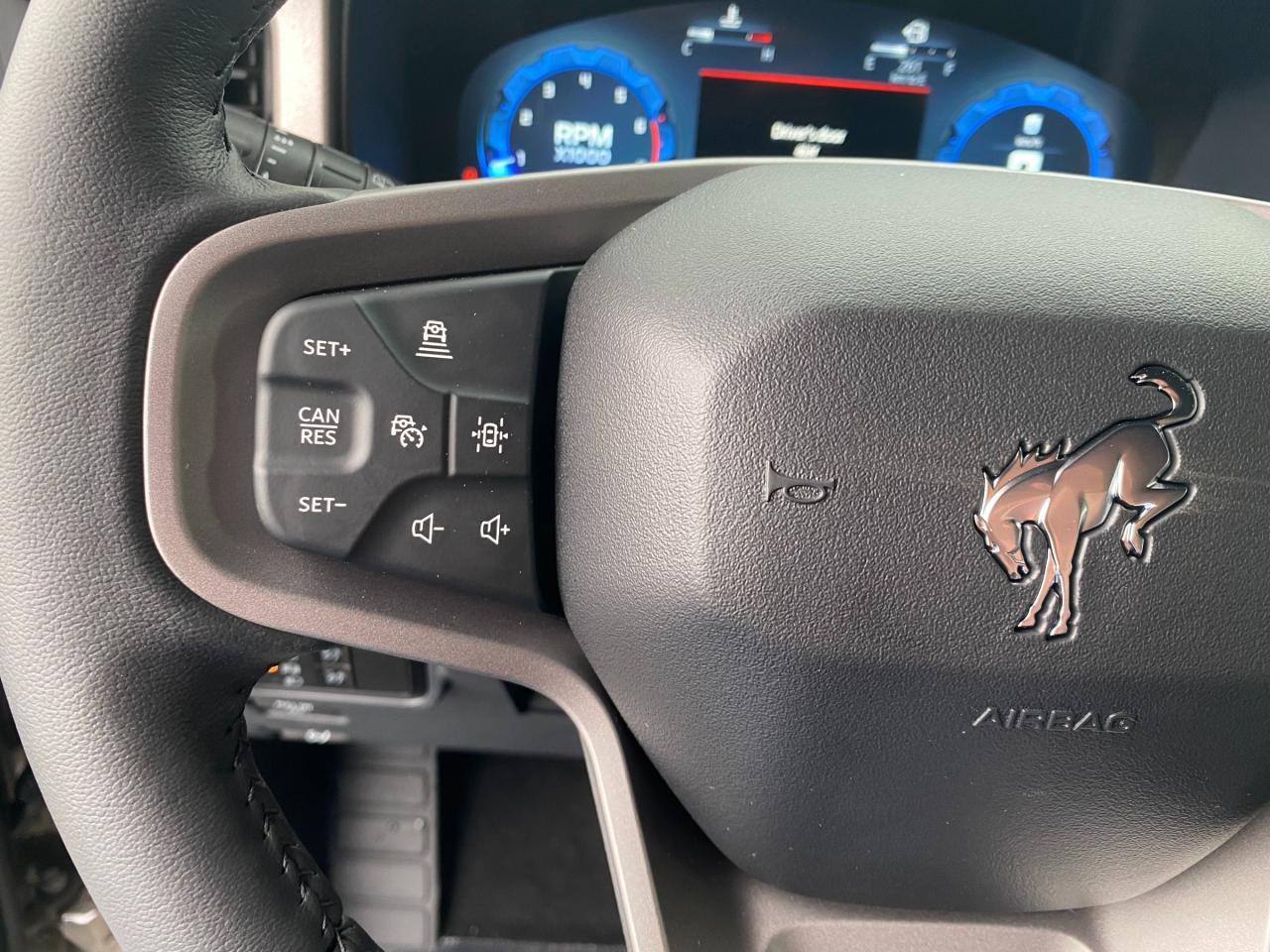 2025 Ford Bronco Outer Banks 4dr 4x4 Photo