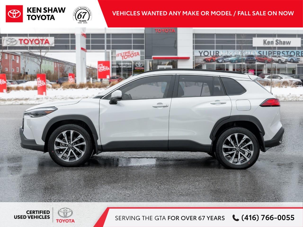 2024 Toyota Corolla Cross XLE 4dr All-Wheel Drive Photo3