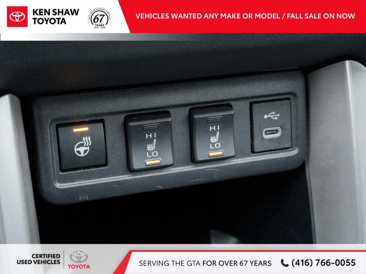 2024 Toyota Corolla Cross XLE 4dr All-Wheel Drive Photo