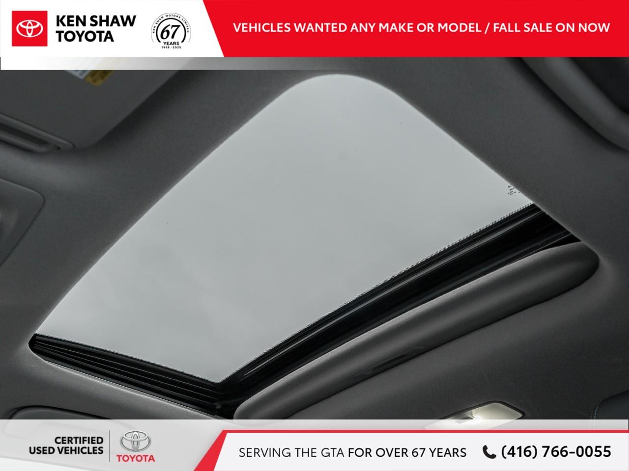 2024 Toyota Corolla Cross XLE 4dr All-Wheel Drive Photo