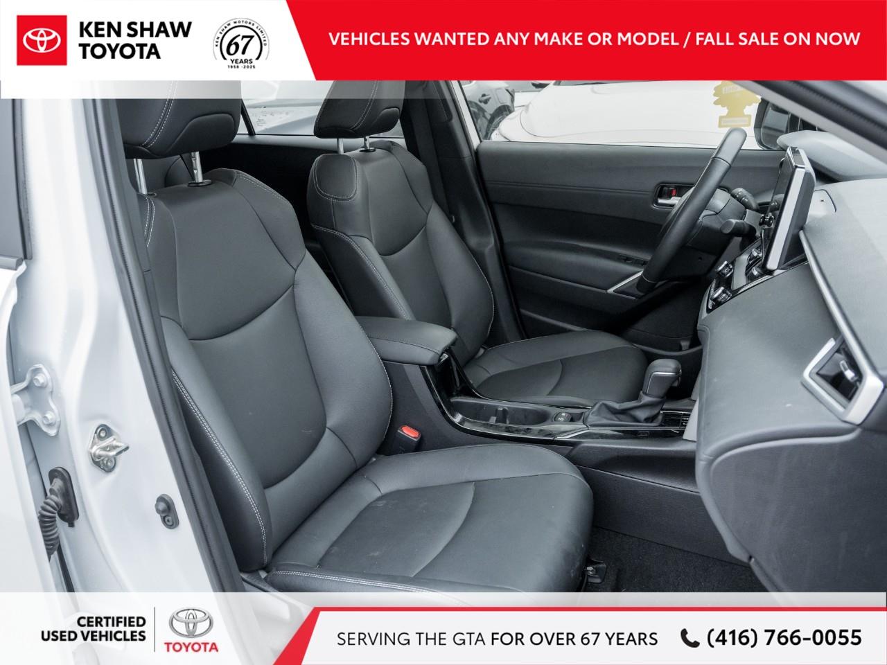 2024 Toyota Corolla Cross XLE 4dr All-Wheel Drive Photo