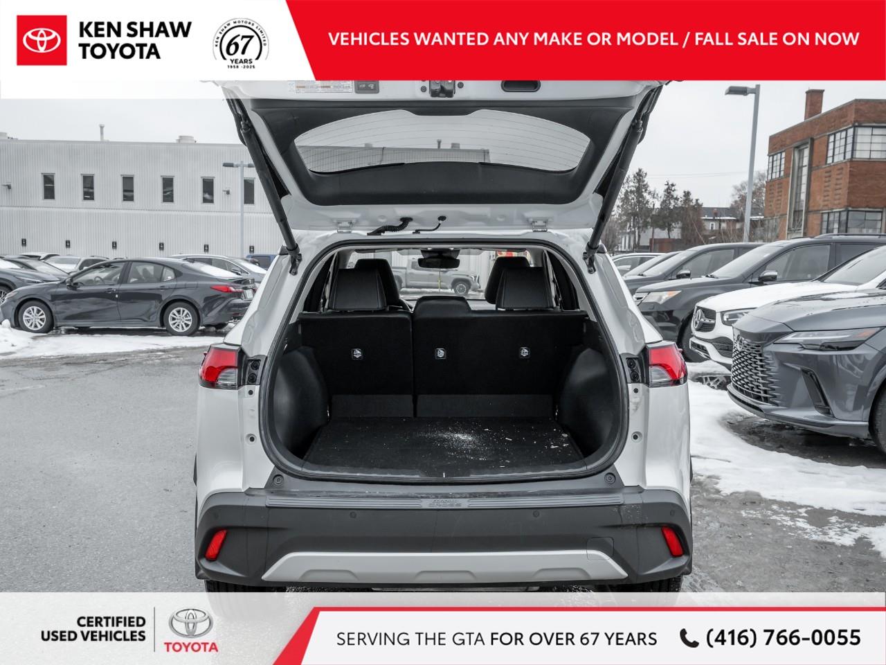 2024 Toyota Corolla Cross XLE 4dr All-Wheel Drive Photo