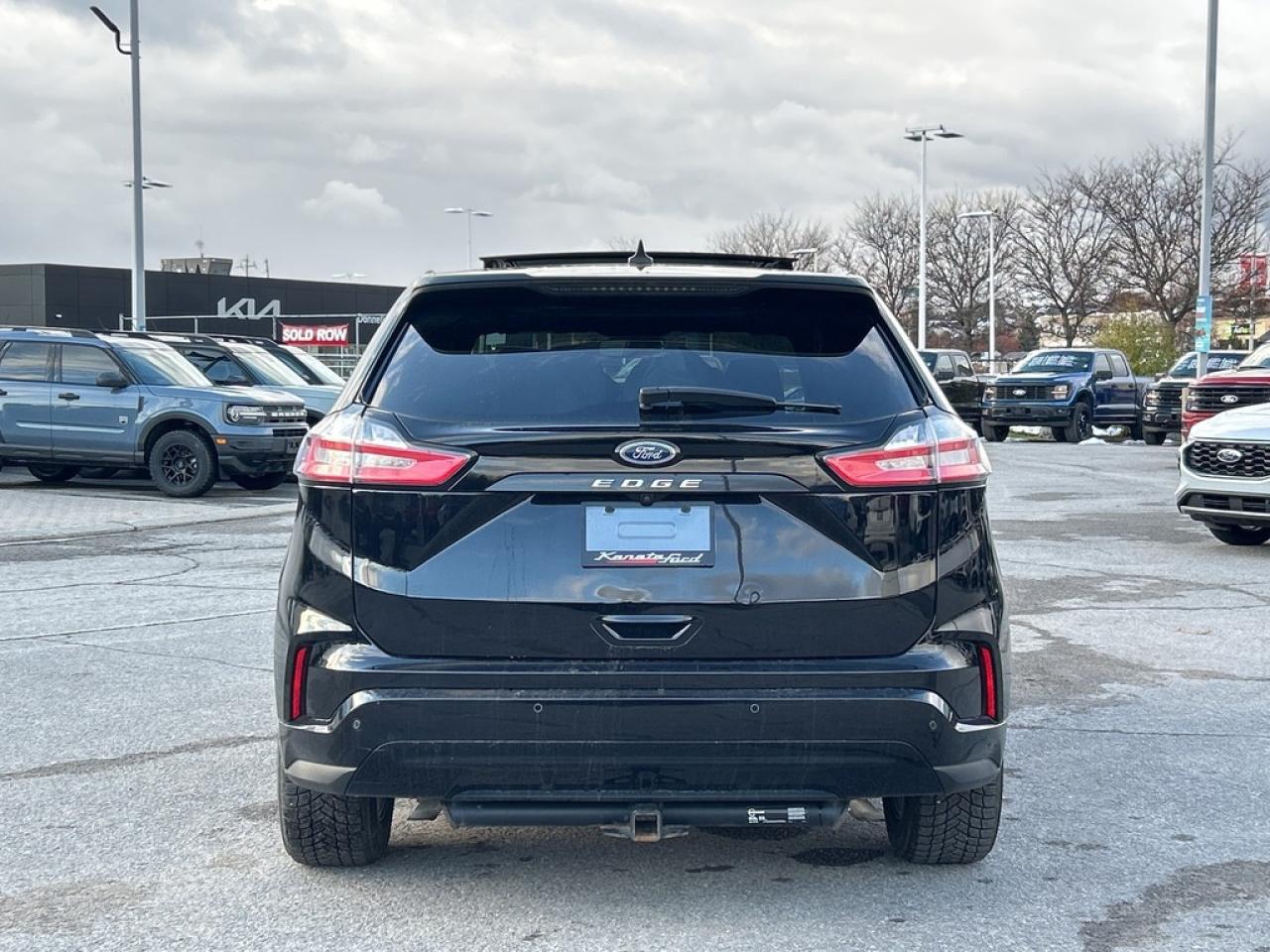 2022 Ford Edge SEL 4dr All-wheel Drive Photo4